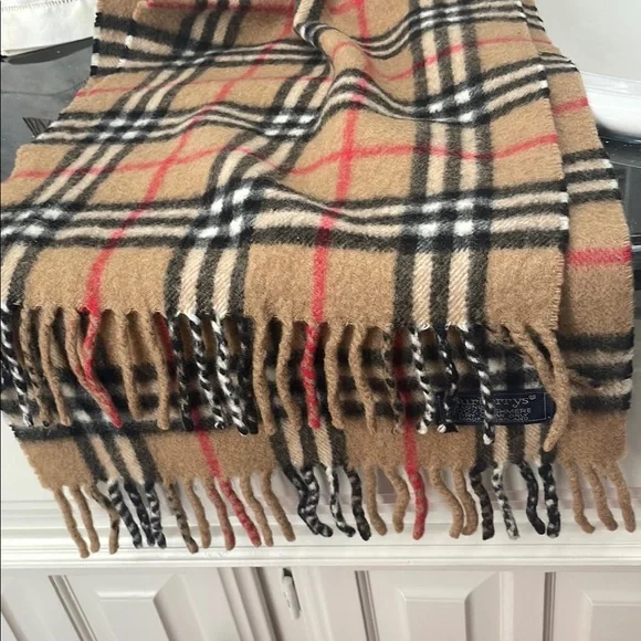 Burberry Brown and Black Checkered cashmere Wrap - Picture 3 of 7